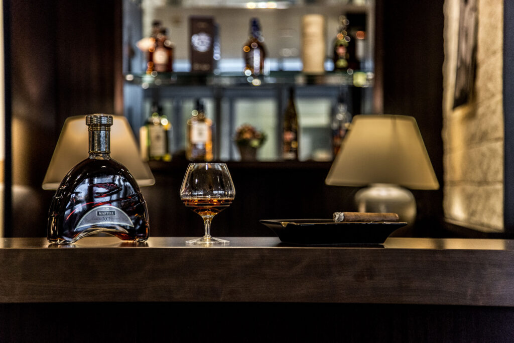 The Breeze Lounge Bar